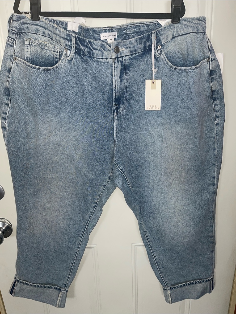 Good American NEW  NWT The Weekender Petite high rise cuffed Jeans size 18